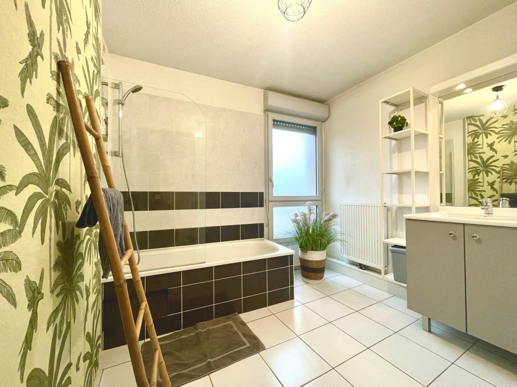 Bel Appartement T3 De 60M2 Avec Parking, Terrasse, Proche Du Metro Et Du Periph Toulouse Exteriör bild